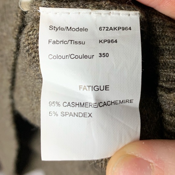 Michael Kors Cashmere Turtleneck Sweater - Picture 6 of 6